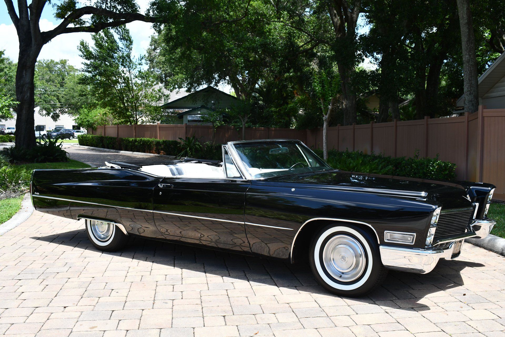 1968 CADILLAC DEVILLE - Image 12