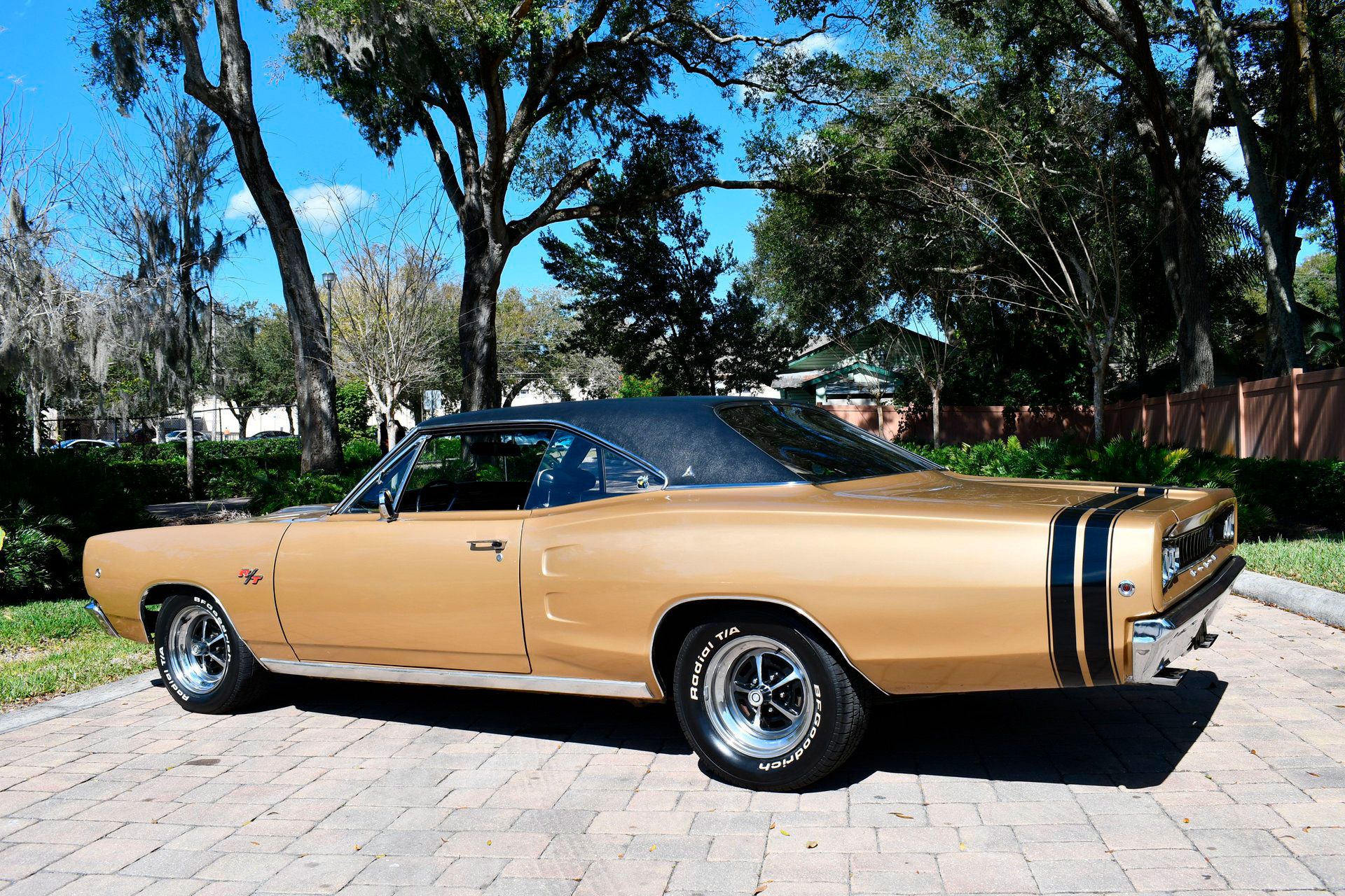 1968 DODGE CORONET RT - Image 12