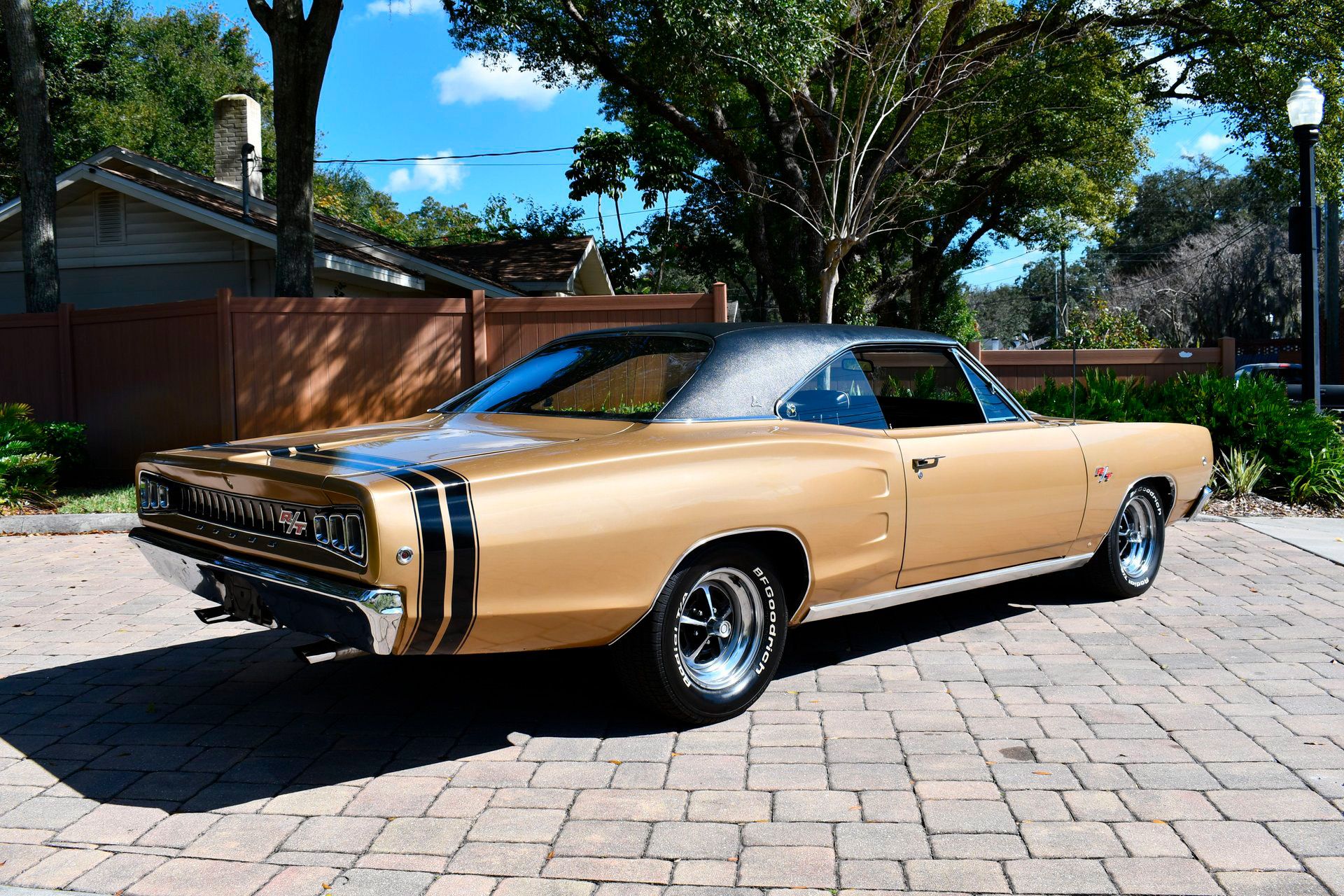 1968 DODGE CORONET RT - Image 8