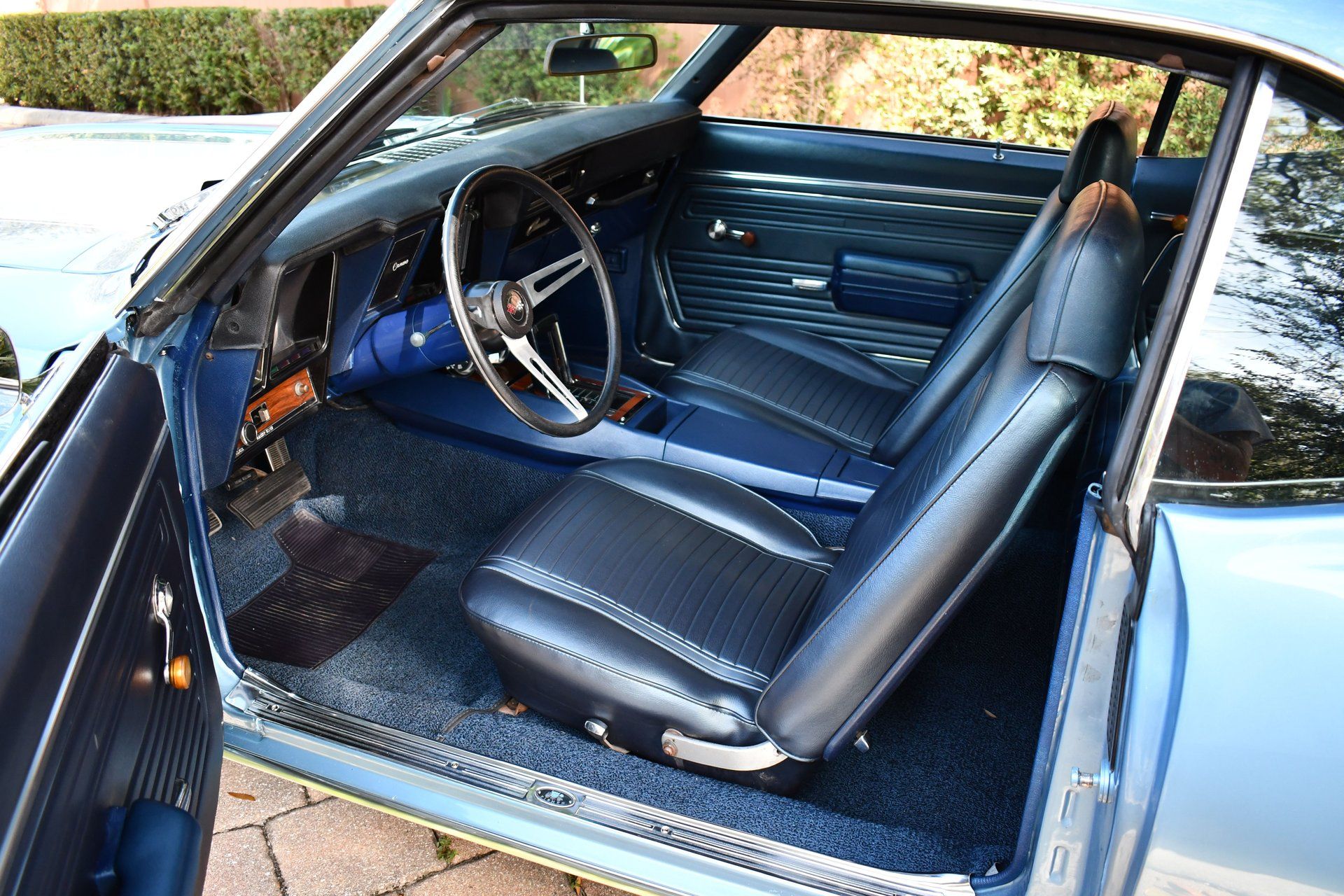 1969 CHEVROLET CAMARO - Image 12