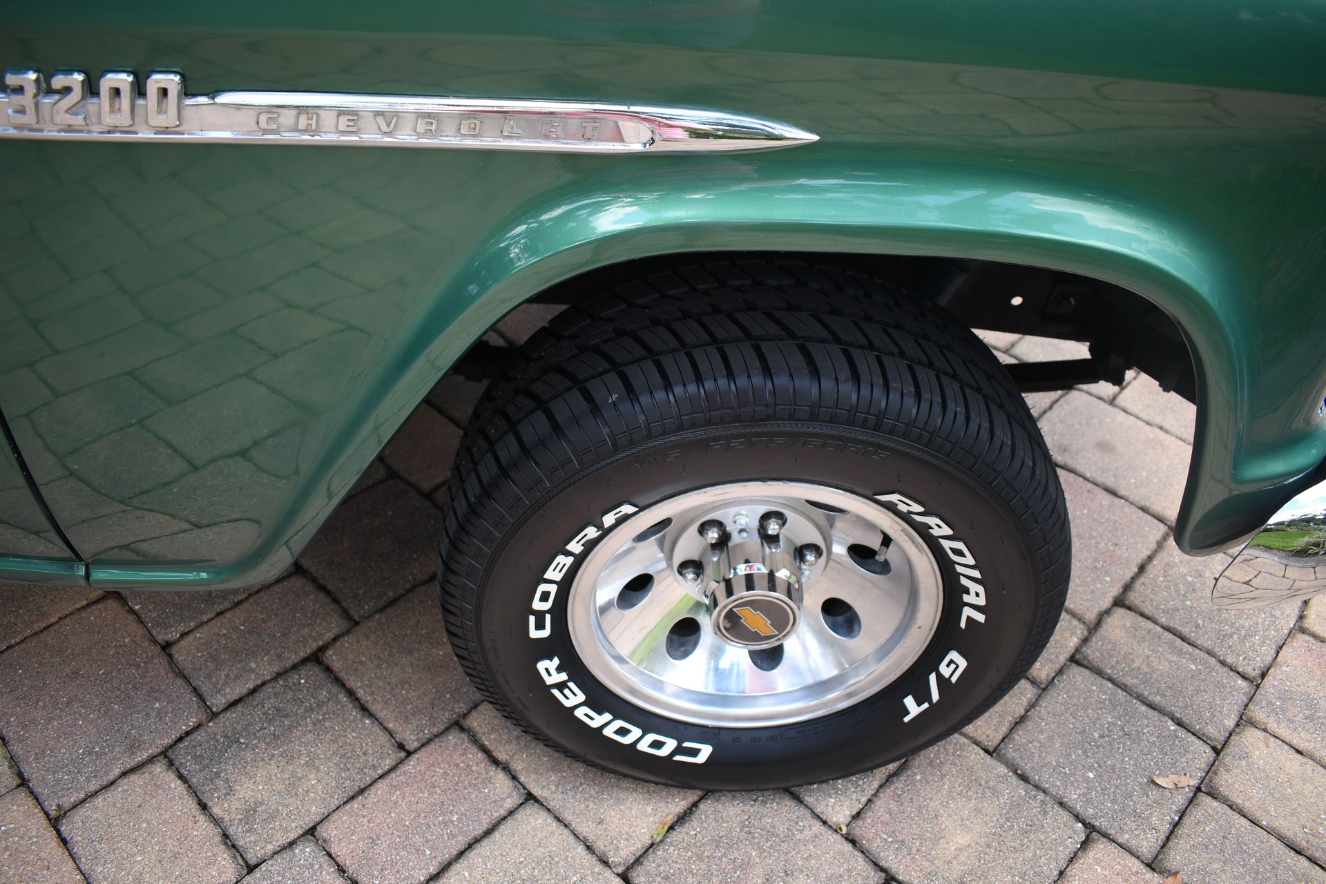 1957 CHEVROLET 3200 - Image 16
