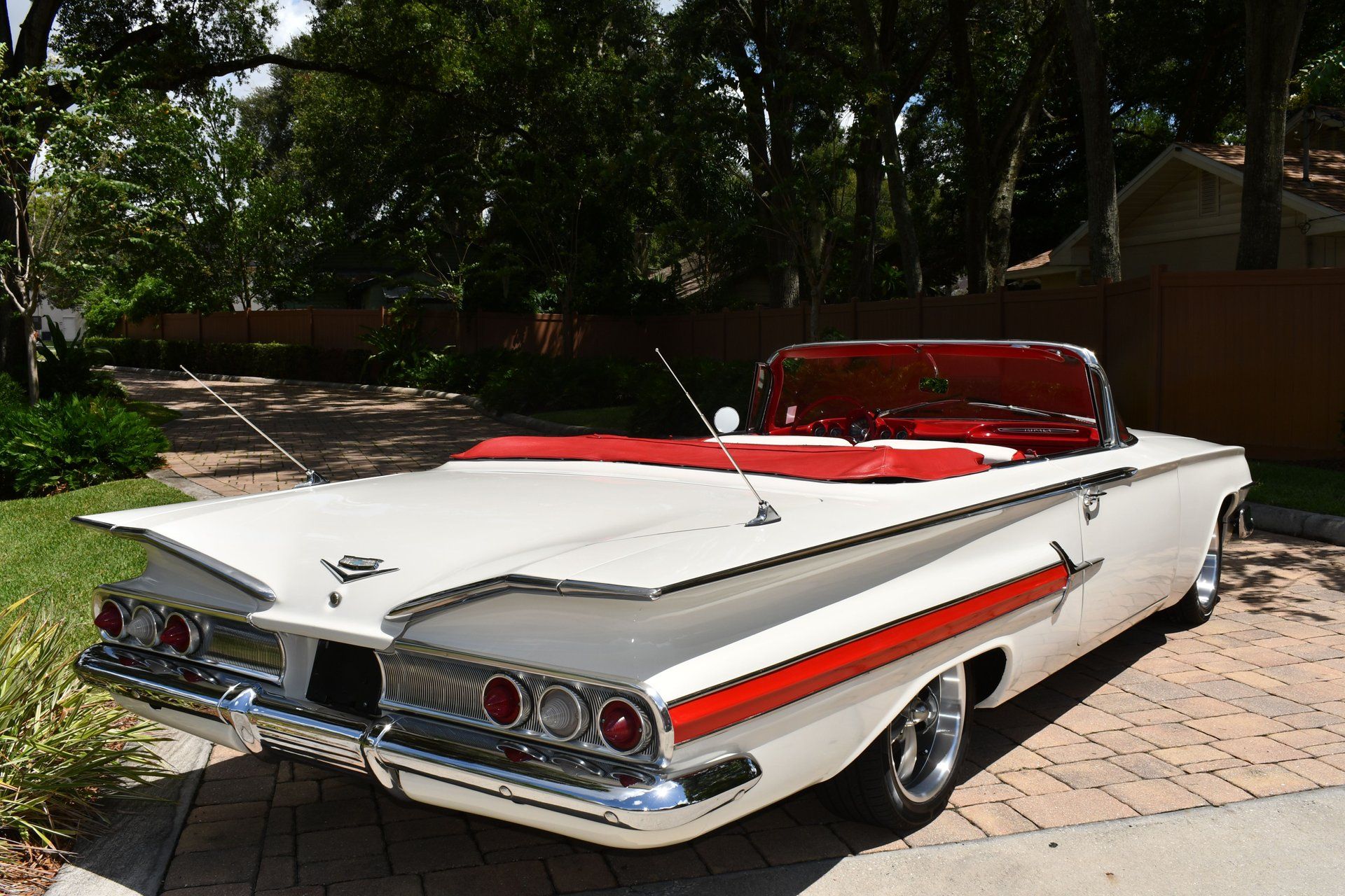 1960 CHEVROLET IMPALA - Image 12