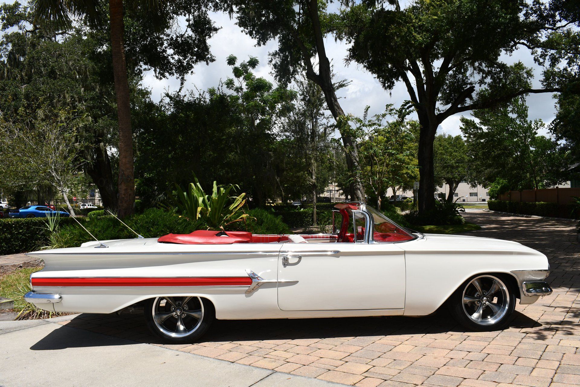 1960 CHEVROLET IMPALA - Image 5