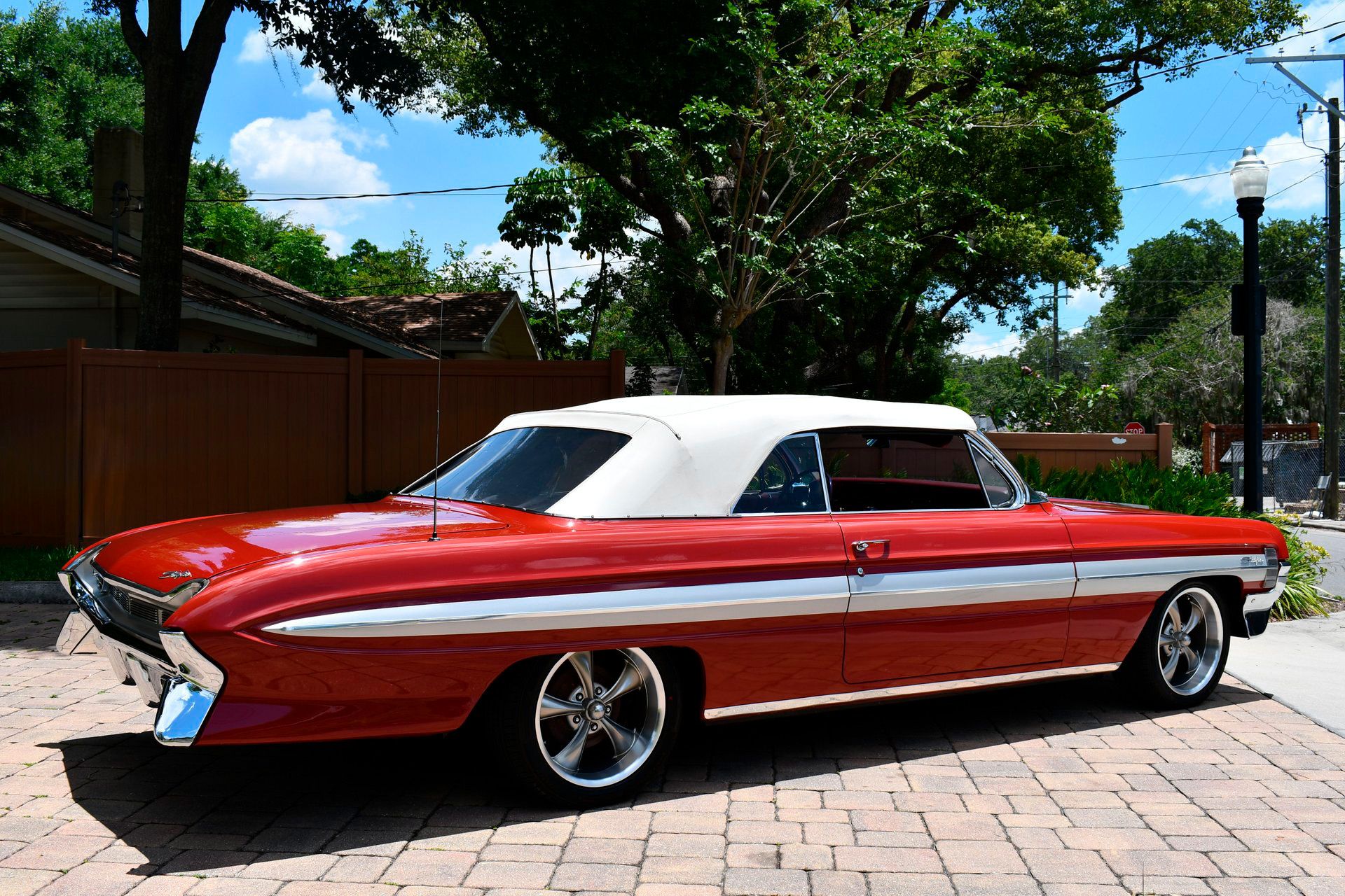 1961 OLDSMOBILE STARFIRE - Image 13