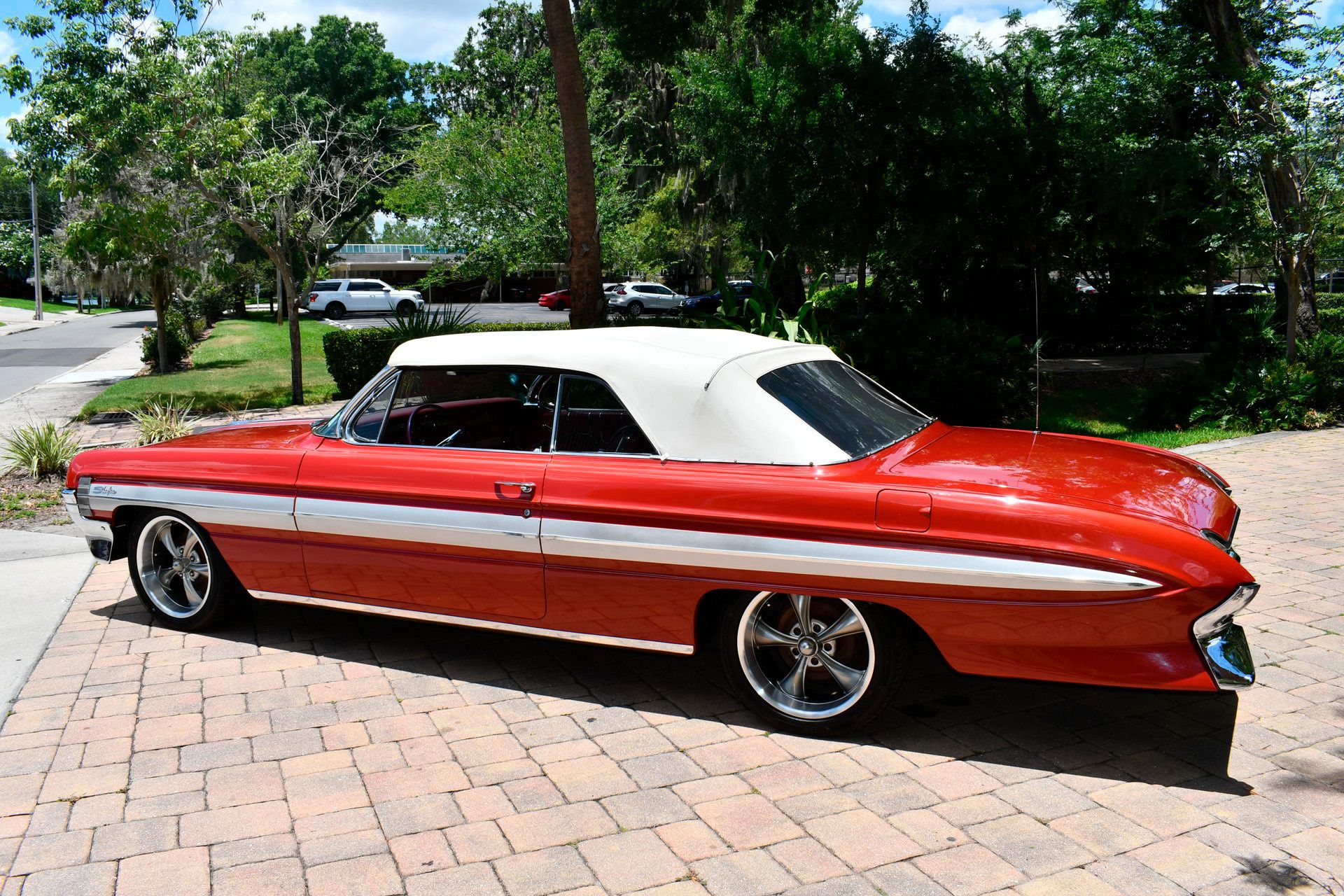 1961 OLDSMOBILE STARFIRE - Image 14