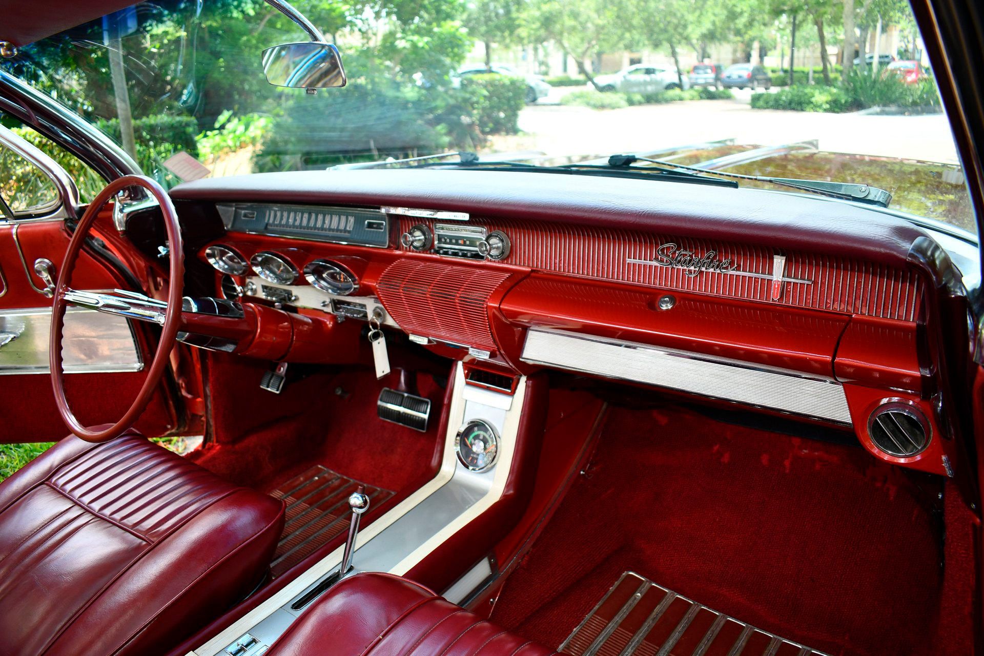 1961 OLDSMOBILE STARFIRE - Image 2