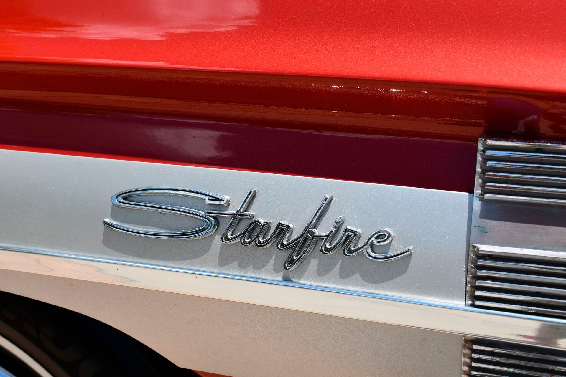 1961 OLDSMOBILE STARFIRE - Image 4