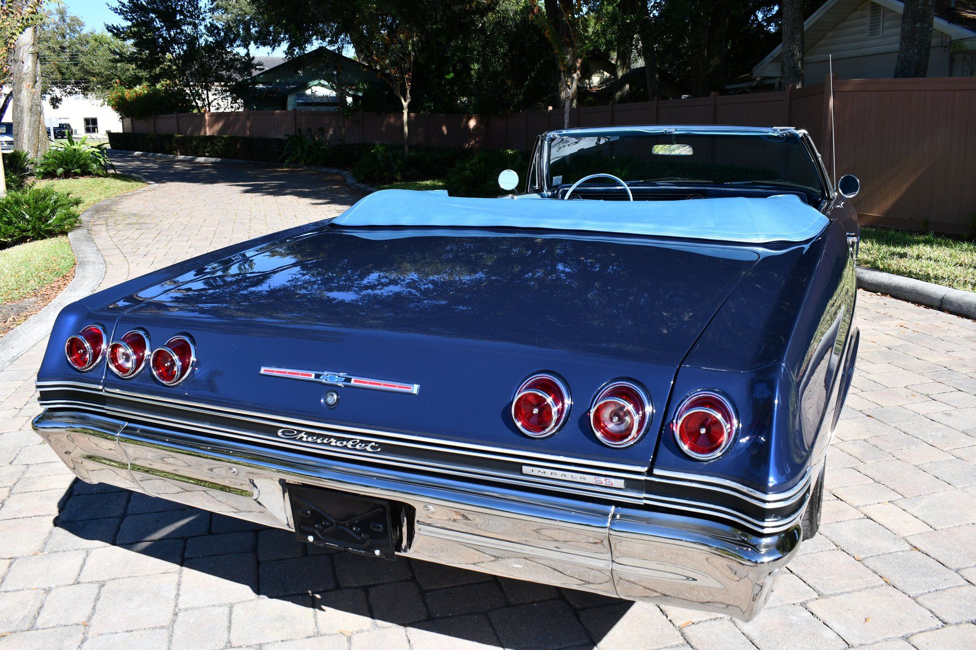 1965 CHEVROLET IMPALA SS - Image 11