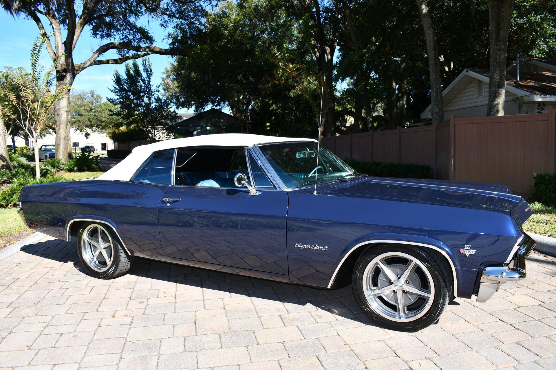 1965 CHEVROLET IMPALA SS - Image 7